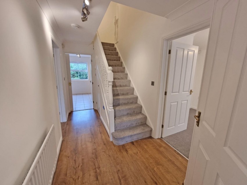 Images for Judith Way, Cawston, Rugby