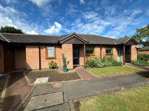 View Full Details for Ferrieres Close, Dunchurch, Rugby