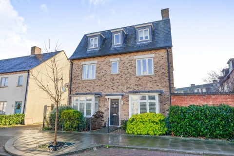 View Full Details for Telford Street, Upton, NORTHAMPTON