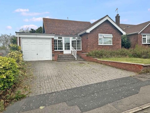 View Full Details for Beaconsfield Avenue, Rugby