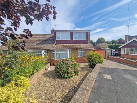 View Full Details for Tennyson Avenue, Rugby