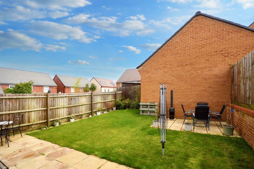 Images for Simcoe Close, Earls Barton, Northampton