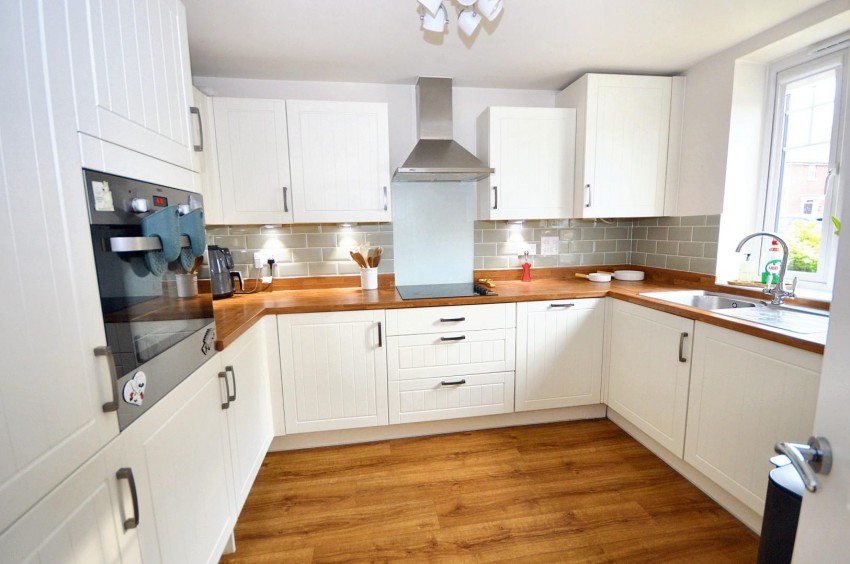 Images for Simcoe Close, Earls Barton, Northampton